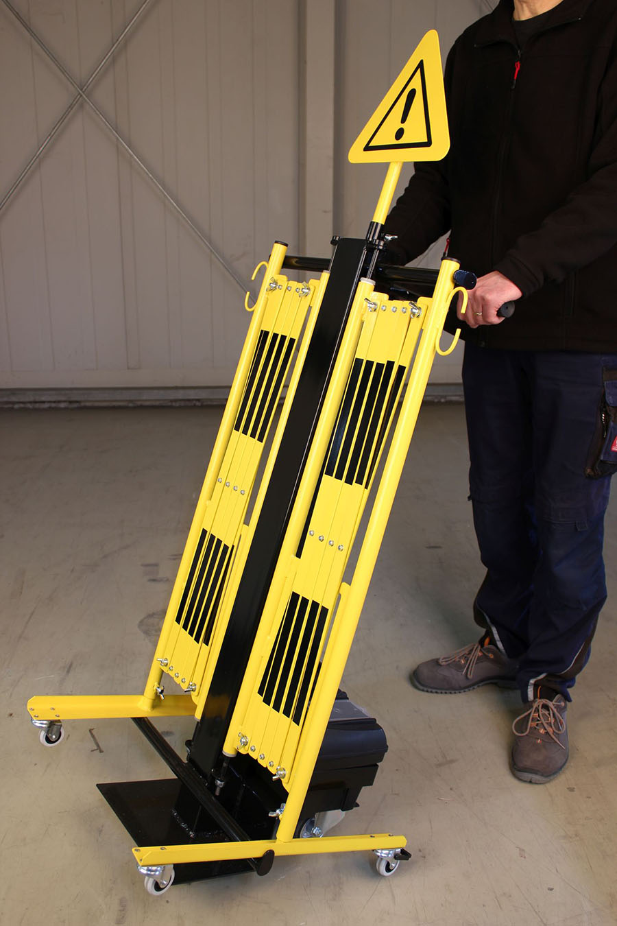 Chariot barrière extensible