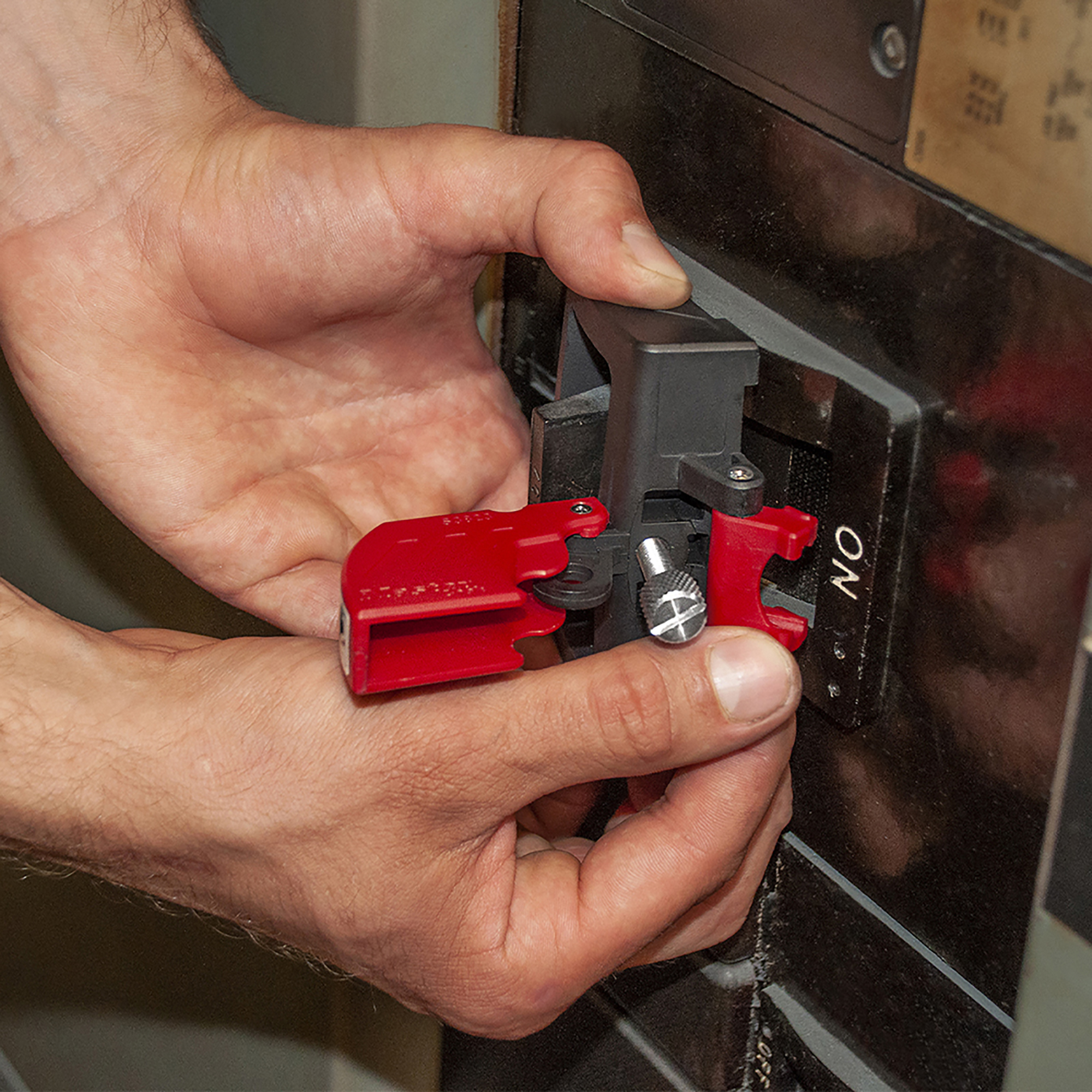 Poignée De Disjoncteur BZ6N10D - Accessoire D'origine - Indication ON/OFF Claire - Installation Facile Sans Outil