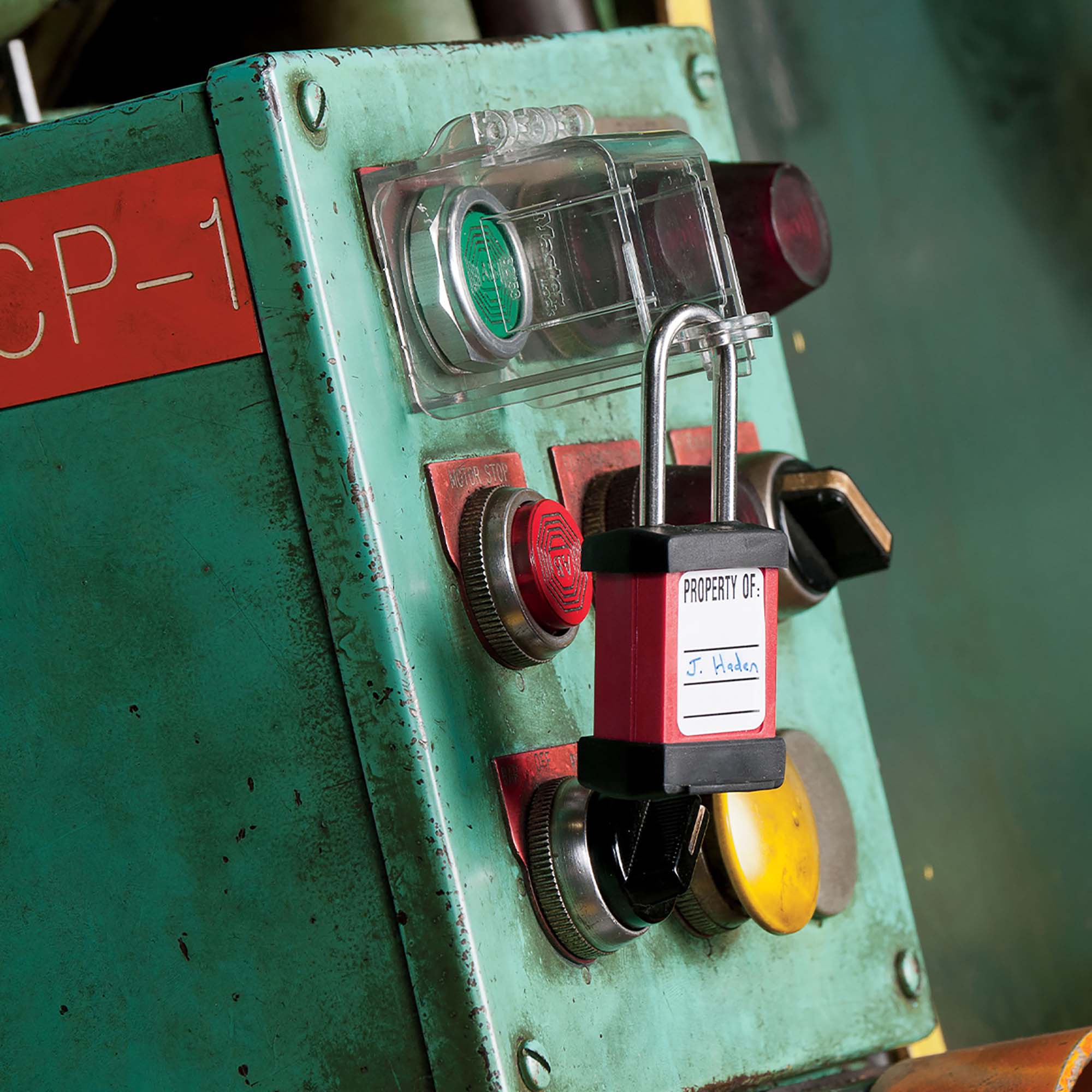 Couvercle de Consignation pour Bouton Poussoir et Interrupteur Rotatif- Master Lock- Preventimark
